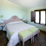 מלון דירות Poggio Fiorito אסיסי