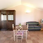 מלון דירות Poggio Fiorito אסיסי