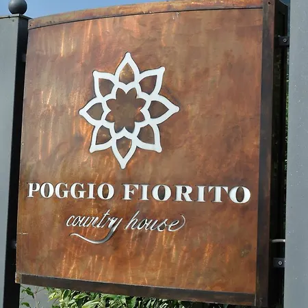 Poggio Fiorito מלון דירות אסיסי